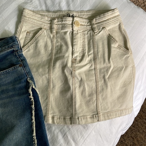 Polo  size 26 with frayed hem- Free People cream denim skirt size 26 - Picture 2 of 4
